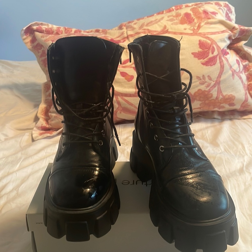 Nasty Gal Chunky black combat boots. Size 8. Worn like 3 times